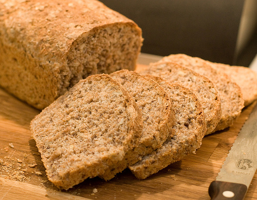 白ごま油パンのレシピ 簡単で香ばしい手作りパンの作り方 Life Net