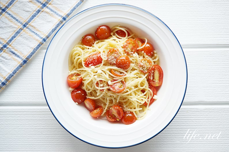 ミニトマトソースパスタのレシピ。切って和えるだけ！超簡単です。