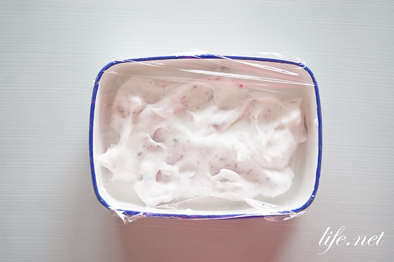 メレンゲアイスの作り方。冷凍すると卵白の泡がアイスクリームに！