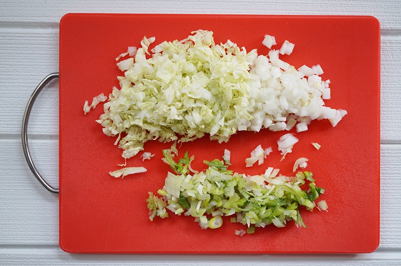 鰹のなまり節と白菜の和風チャーハンの作り方