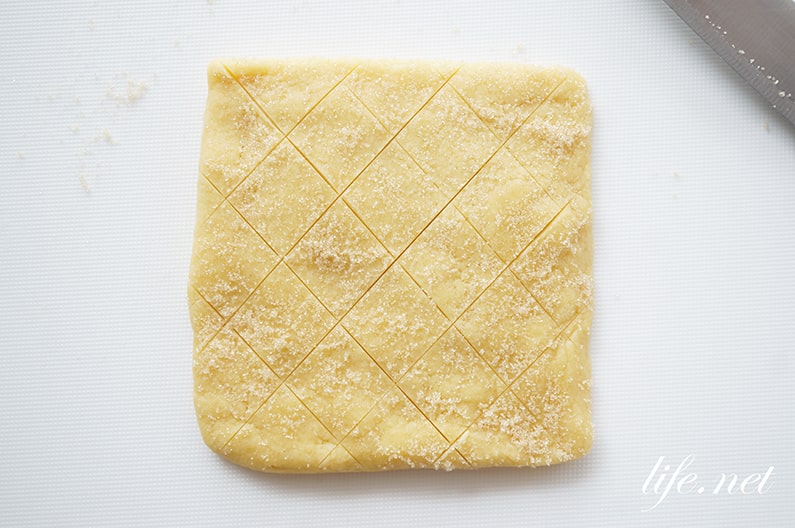 メロンパン風トーストのレシピ。あさイチを超えるバター香るレシピ。