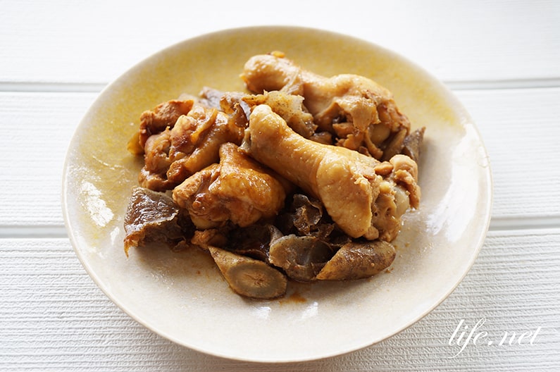 鶏手羽元とごぼう、こんにゃくの味噌煮の作り方。和食のメインに。