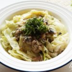 サバ缶とキャベツの重ね蒸しのレシピ。レンジでも簡単にできる！