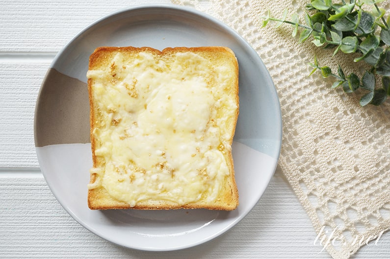 トーストにオリーブオイルは超絶品。おすすめレシピと塗り方も紹介。