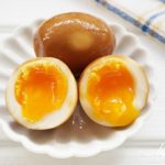 ゆで卵のウスターソース漬けのレシピ。おつまみ煮卵（味付け卵）に。