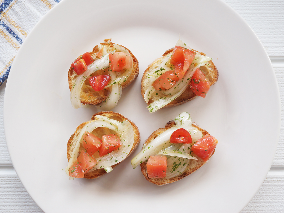 新玉ねぎとトマトのブルスケッタのレシピ 簡単で人気の作り方 Life Net