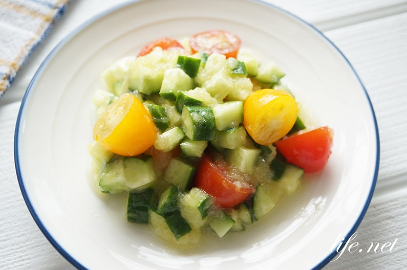 きゅうりとミニトマトのサラダのレシピ。和えるだけで簡単！