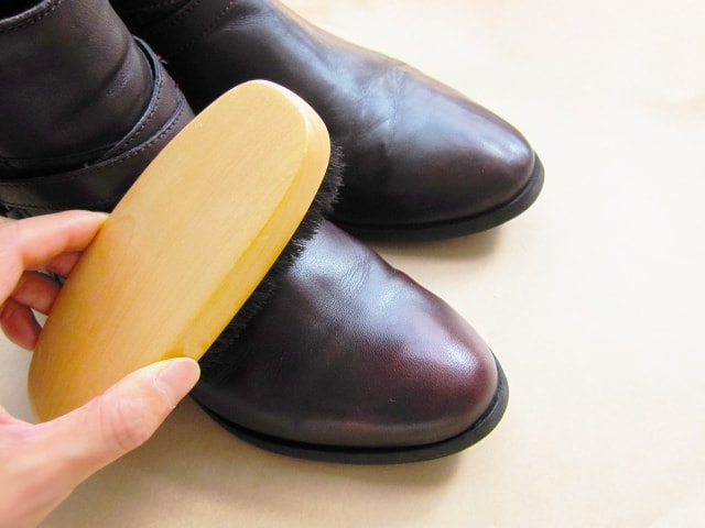 皮のブーツを復活させる方法