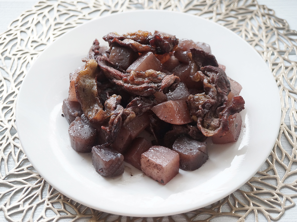 牛肉とこんにゃく 大根の赤ワイン煮の作り方 志麻さんのレシピ Life Net 牛肉とこんにゃく 大根の赤ワイン煮の作り方 志麻さんのレシピ Life Net