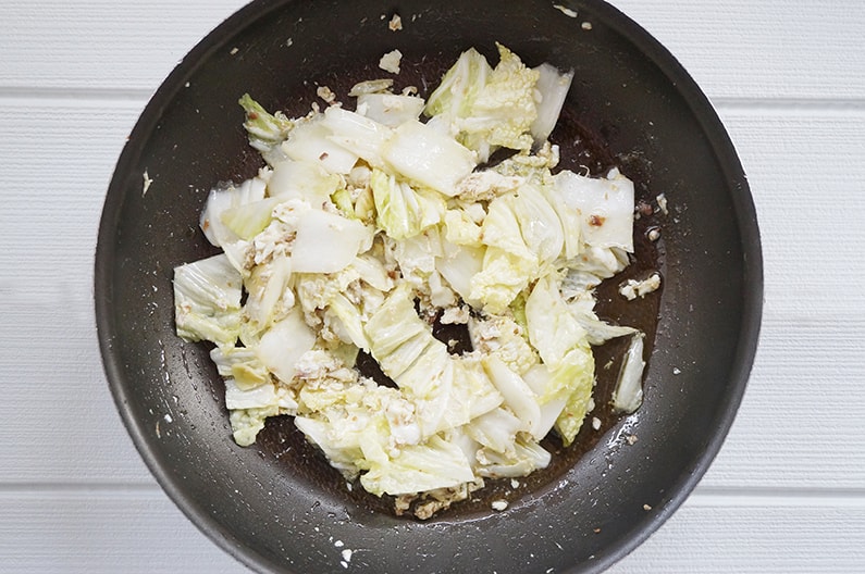 白菜とアンチョビのホットサラダのレシピ