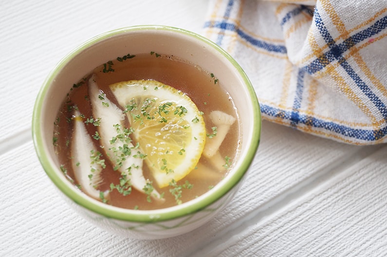 あさイチのチキンスープのレシピ。鶏肉のゆで汁でできる簡単スープ。