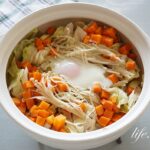 キャベツと鶏胸肉の鍋のレシピ。ダイエットにおすすめのメニュー。
