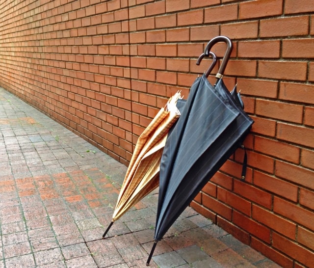 あさイチで話題、傘の撥水加工を復活させる方法。アイロンで簡単！