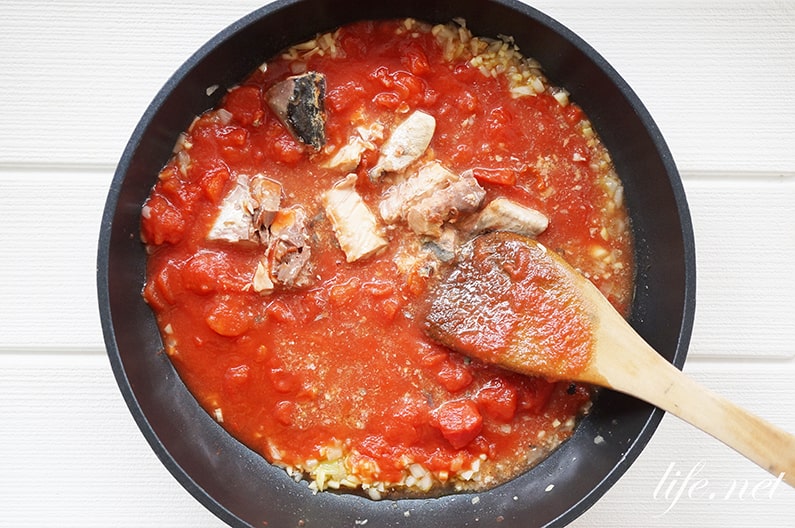 サバ缶とトマトの冷やしうどんのレシピ。あさイチで話題、簡単です。