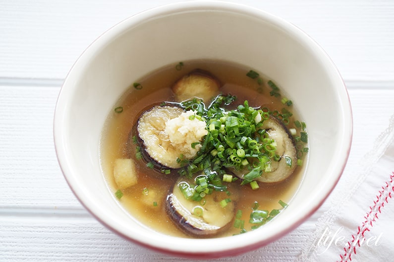 男子ごはんのなすの梅肉スープのレシピ。梅干し入りの中華スープ。