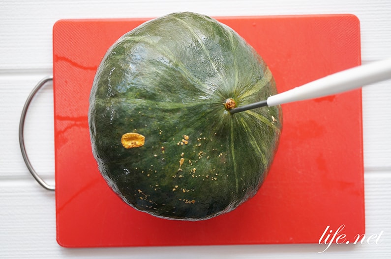かぼちゃの簡単な切り方とコツ。ためしてガッテンやあさイチで話題。