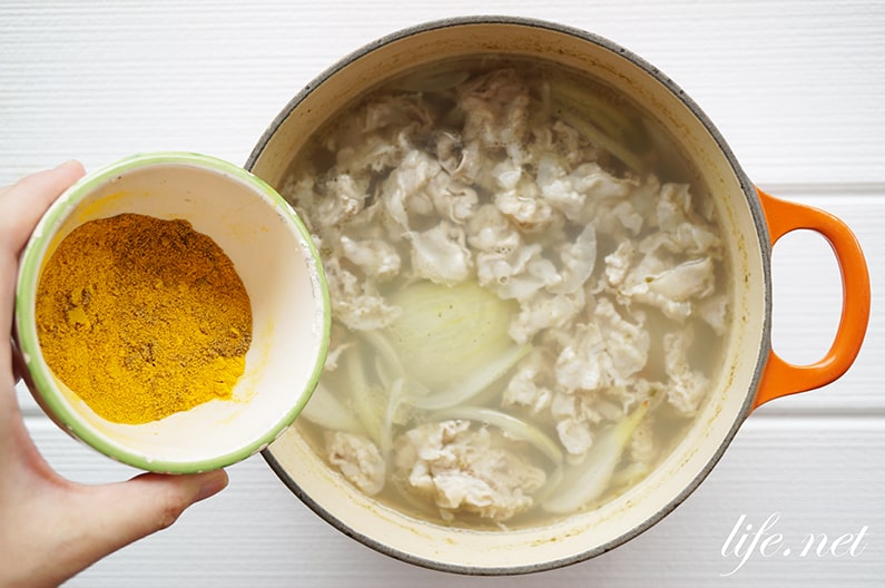 カレー風味噌汁のレシピ。疲労回復に効果的、カレー粉で。