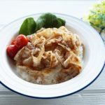あさイチの豚きのこ丼のレシピ。しめじやしいたけの混ぜご飯で。
