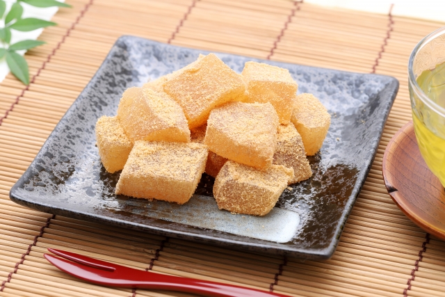 家事ヤロウの豆腐餅のレシピ。片栗粉で簡単スイーツ。