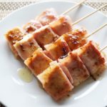 家事ヤロウの豆腐ベーコン巻き串のレシピ。おつまみにもおすすめ。
