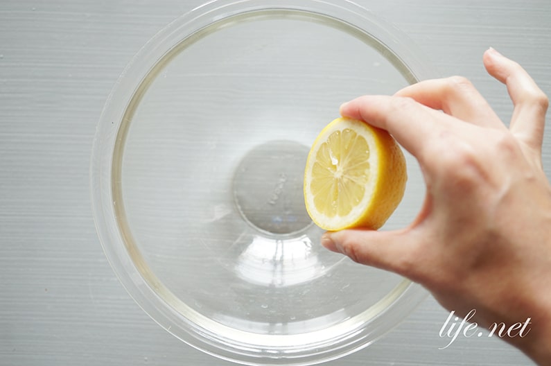 ガッテン流レモンの搾り方。フォークで搾り器なしでも簡単にできる！